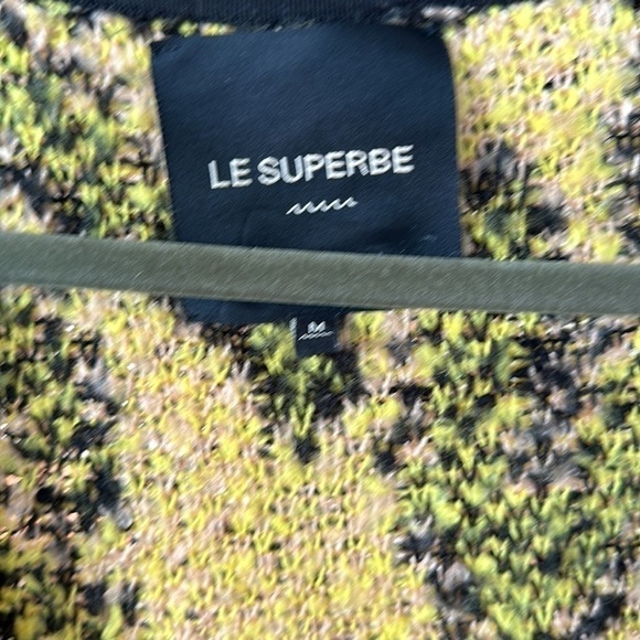 Le Superbe
Electric Zebra Cardigan size medium EUC - Picture 10 of 13